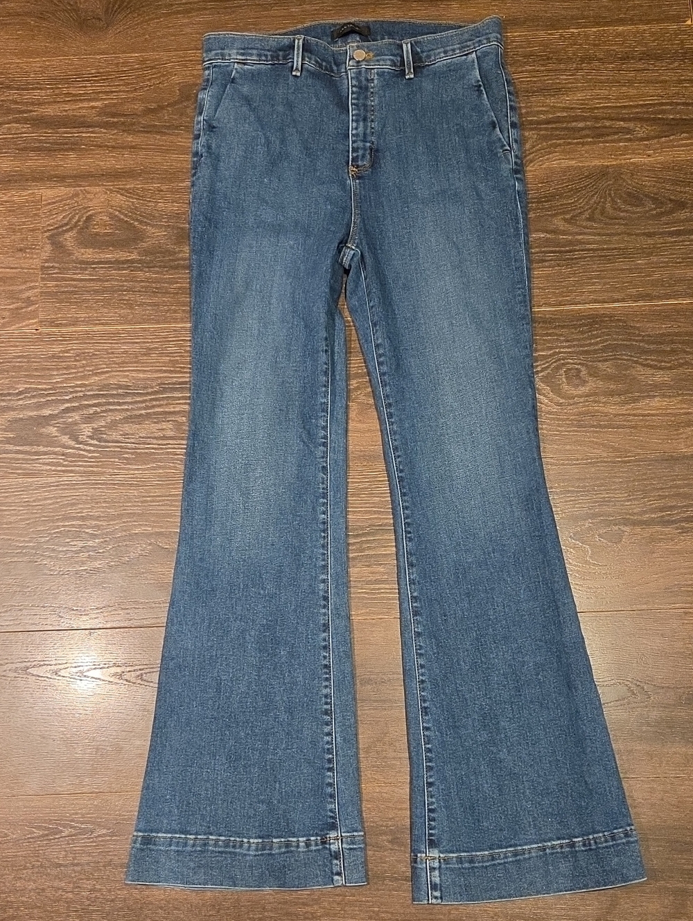 ❤️ ANN TAYLOR HIGH RISE FLARE JEANS, 10 (30)